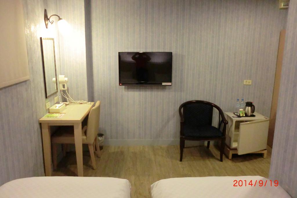 Hotel Skoal Каосюн Екстериор снимка